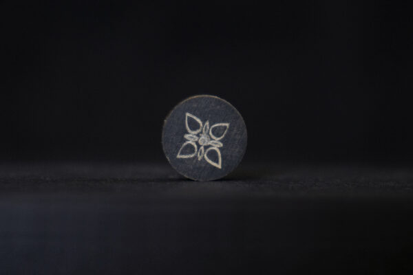 Procédé de casse en micarta noir