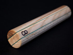 Rallonge pour queue de billard en frêne olivier + placage vert