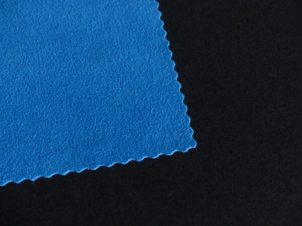 Chiffon d’entretien bleu roi – Nettoyage bois et vernis pour queues de billard