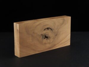 Bloc noyer américain avec nœud 155 × 75 × 20 mm